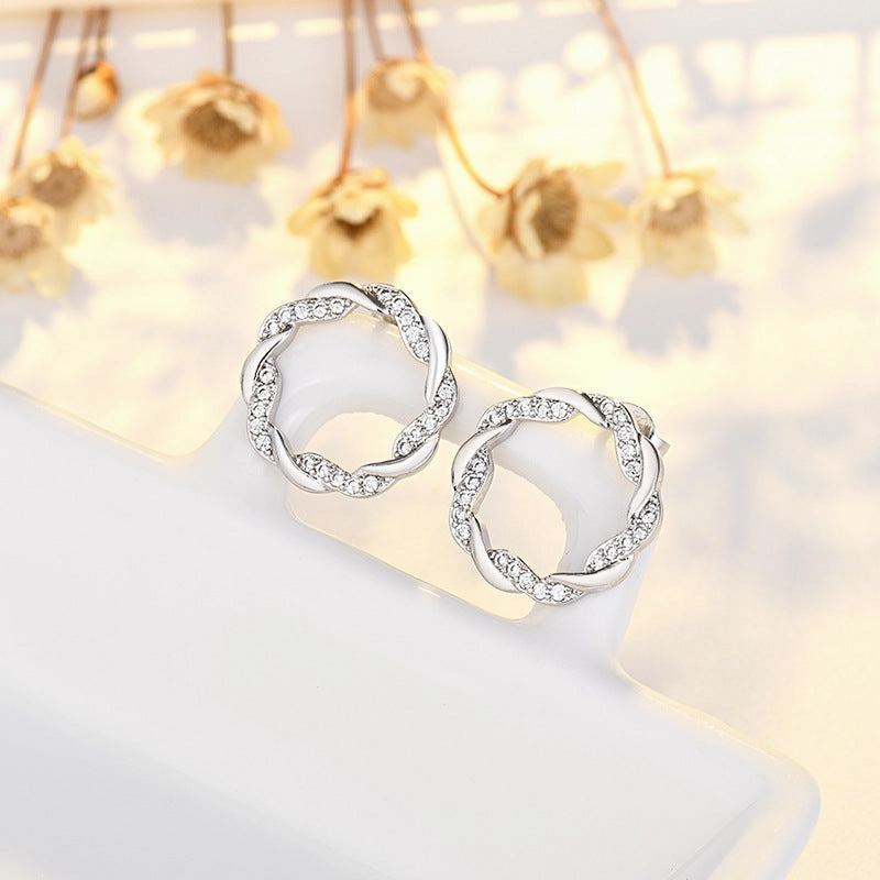 Wholesale Diamond Intertwined Simple Copper Stud Earrings