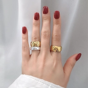 Wholesale Diamond Patterned Stainless Steel 18K Gold-plated Ring