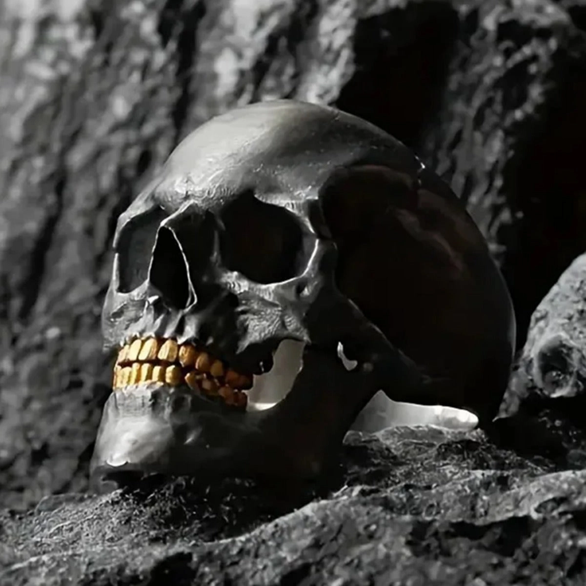 Wholesale Distressed skull ring retro punk style skull ring