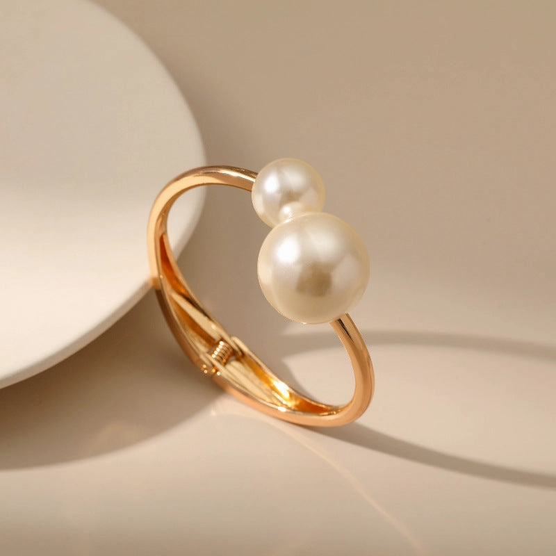 Wholesale Double-Layer Pearl Half-Opening Alloy Bracelet
