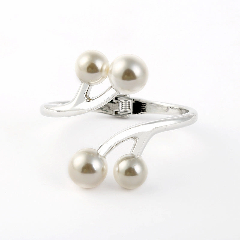 Wholesale Double-Layer Pearl Half-Opening Alloy Bracelet