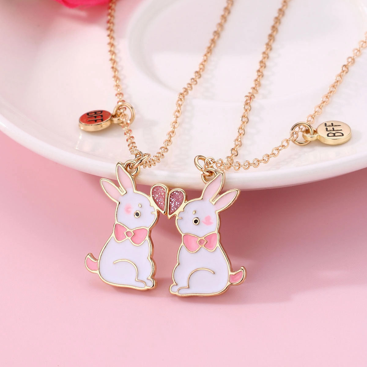 Wholesale Easter BFF Good Friend Alloy Dripping Oil Cute Rabbit Magnetic Pendant Necklace