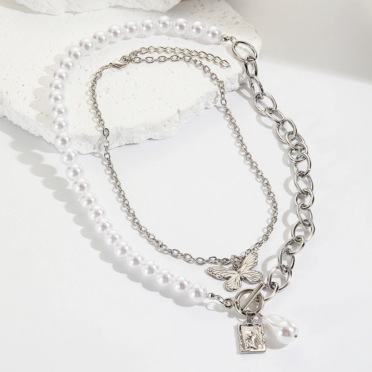Wholesale Exaggerated Butterfly Double Pearl Alloy Necklace