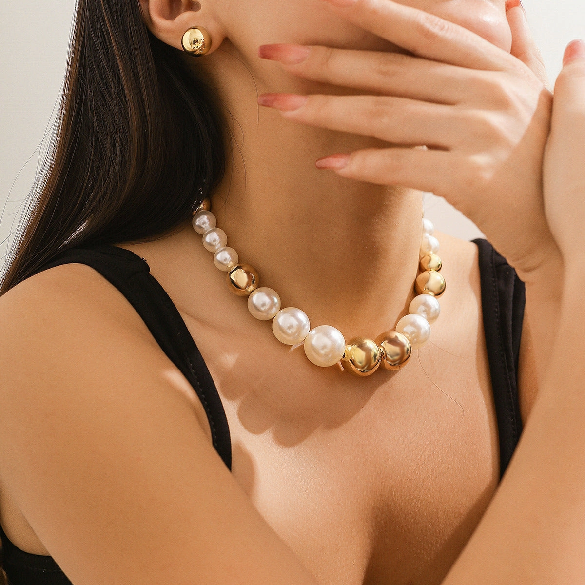 Wholesale Exaggerated Large Bead Pearl Necklaces