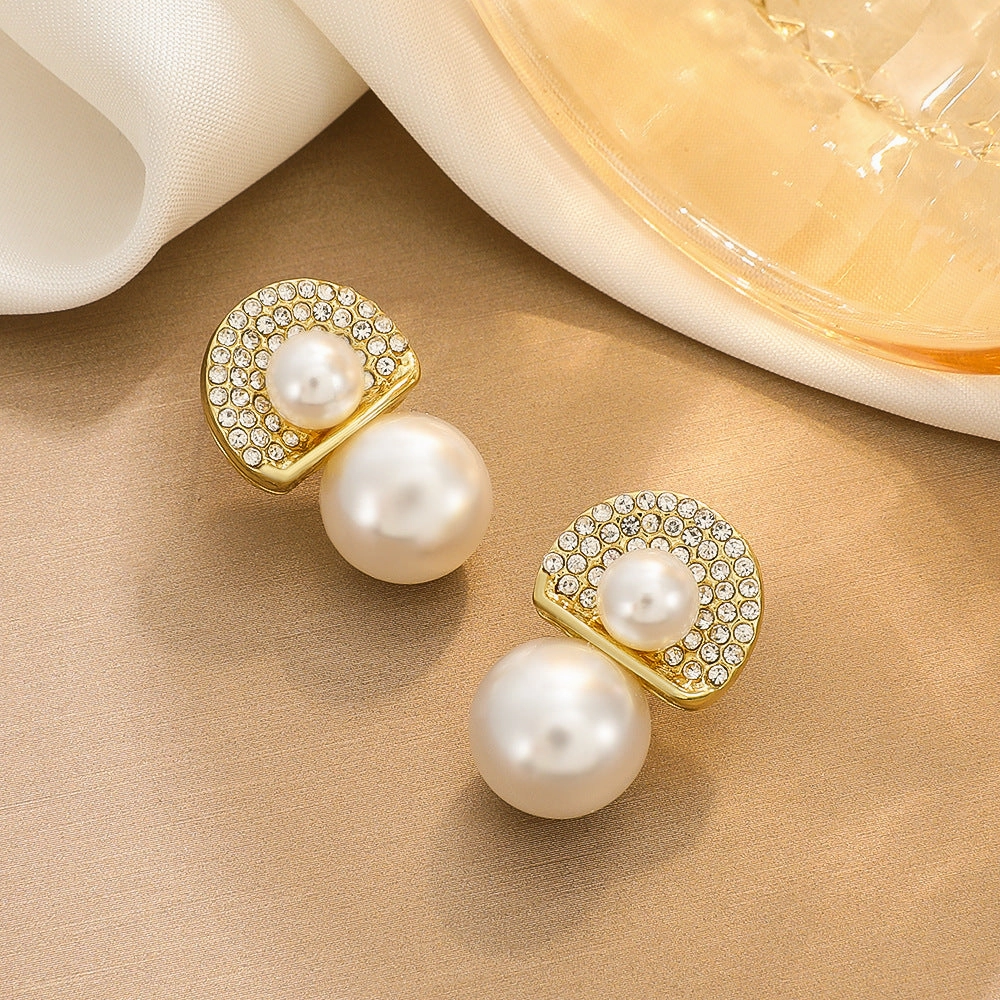 Wholesale Exaggerated Large Pearls French Earrings