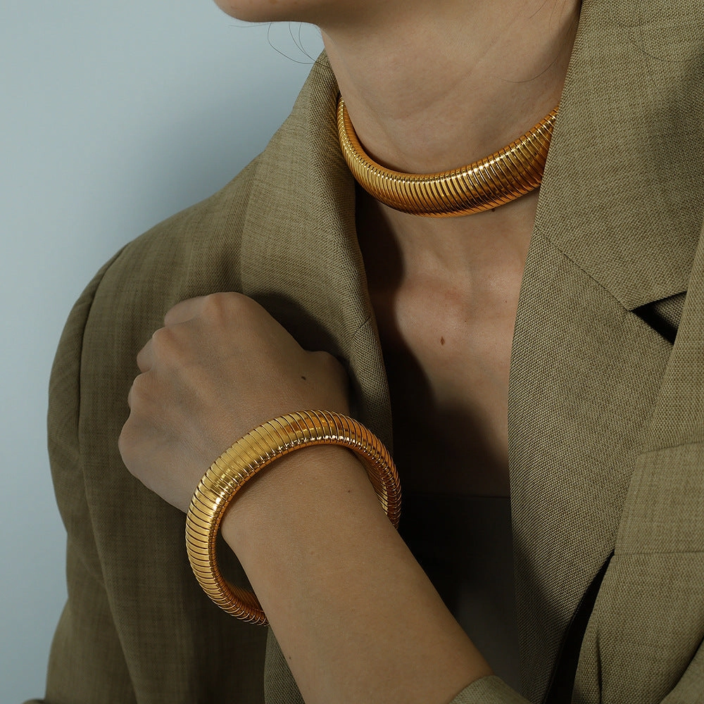Wholesale Exaggerated Vintage Threaded Stretch Bracelet Necklace Set