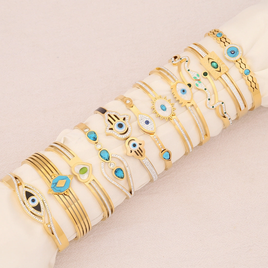 Wholesale Eye Fashion Full Diamond Stainless Steel Bracelet