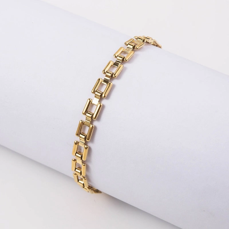 Wholesale Fashion Hollowed Out Square Stainless Steel Niche Design, Light Luxury Personalized Titanium Steel Bracelet