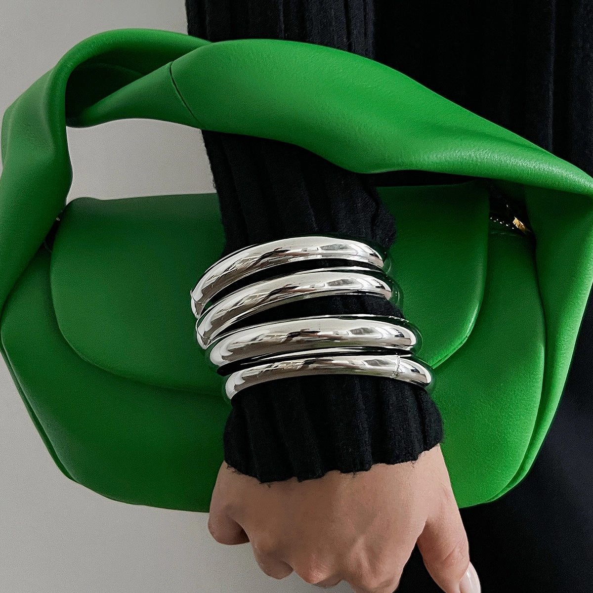Wholesale Fashion Metal Scenery Bracelet suit