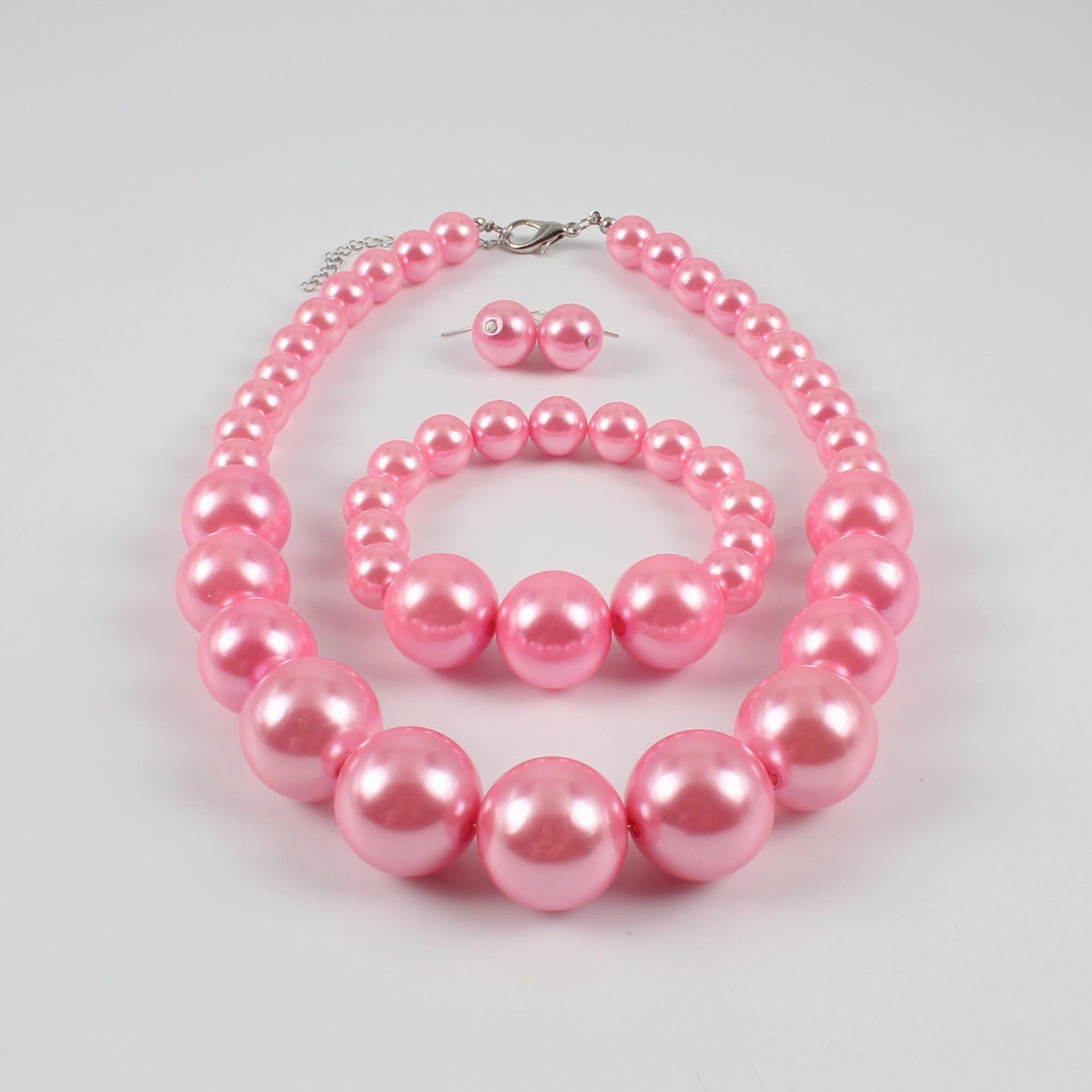 Wholesale Fashion Pearl Simple Exaggerated Imitation Pearl Necklace