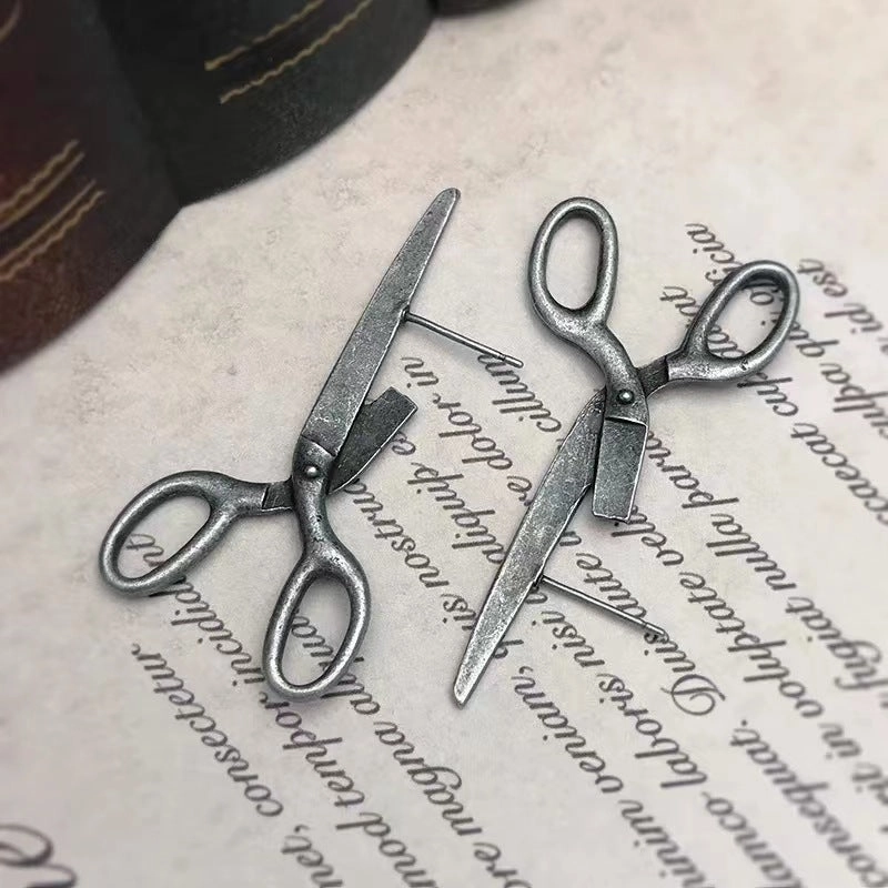 Wholesale Fashion Retro Scissor Earrings