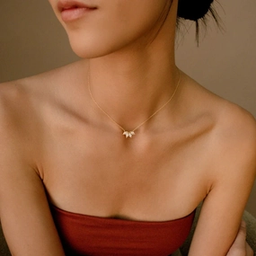 Wholesale Fishtail Flower Zircon Pendant Clavicle Chain