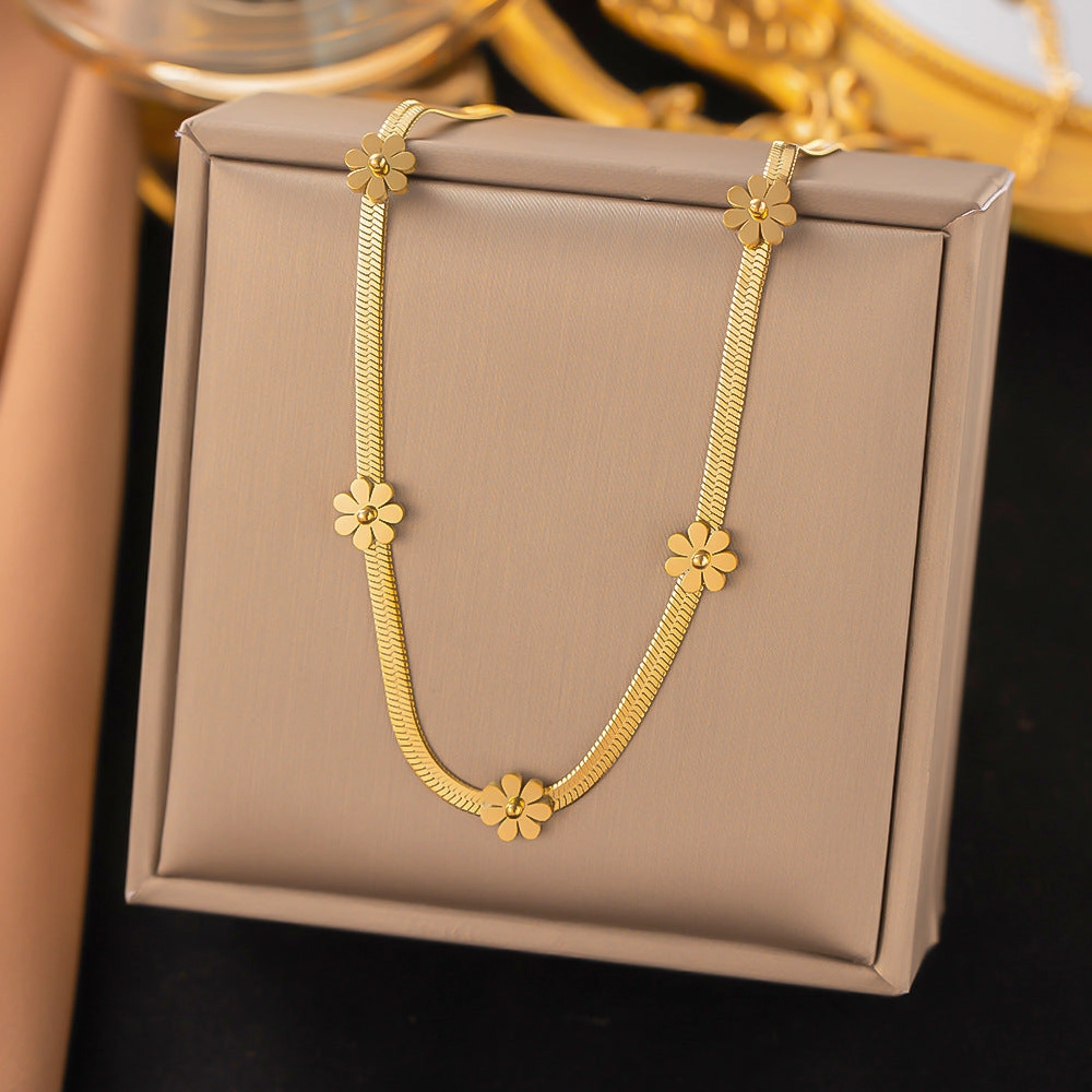 Wholesale Five Flower Butterfly Snake Bone Chain Non-fading Titanium Steel Bracelet