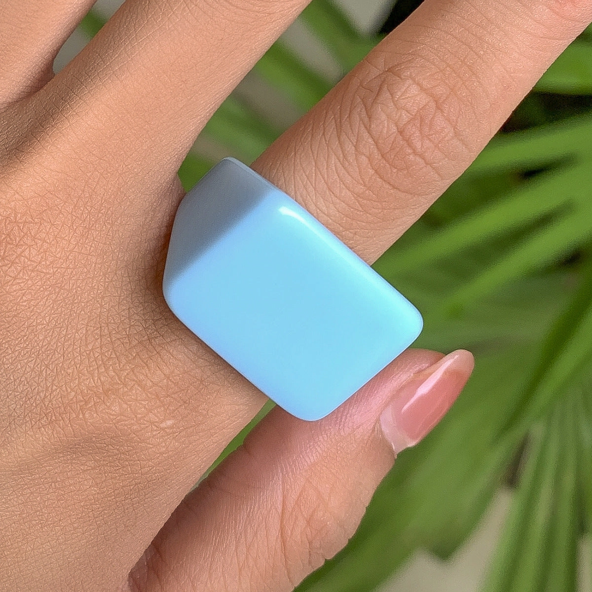 Wholesale Flow Colored Candy Colored Acrylic Geometric Rings
