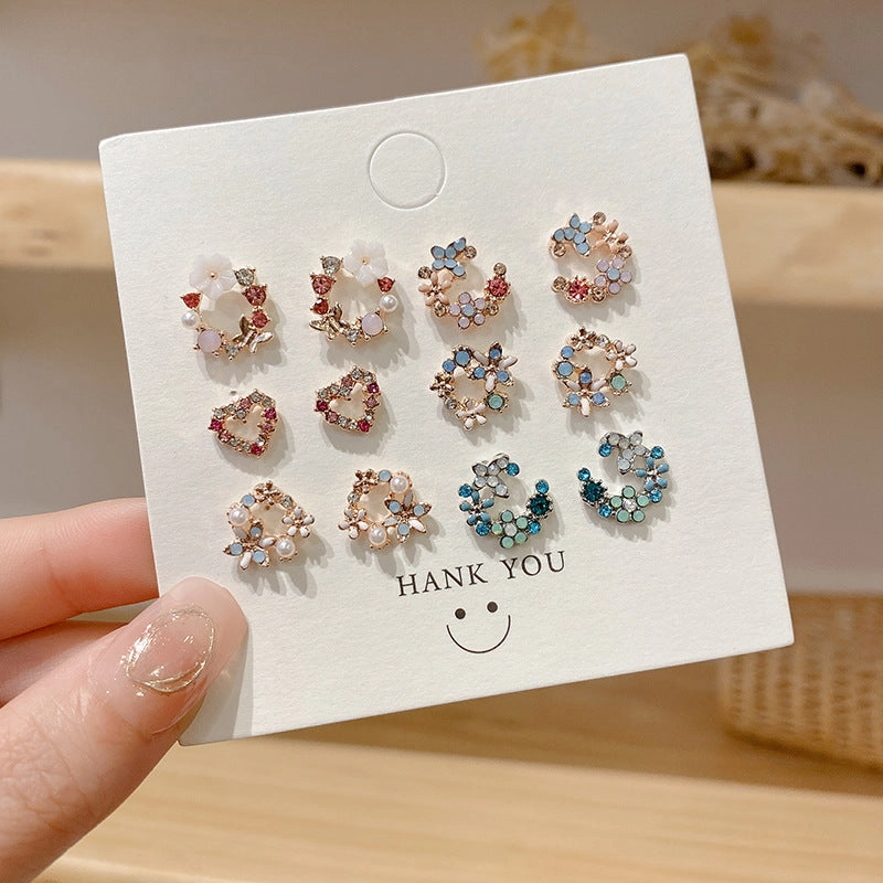 Wholesale Flower Diamond Color Alloy Earrings