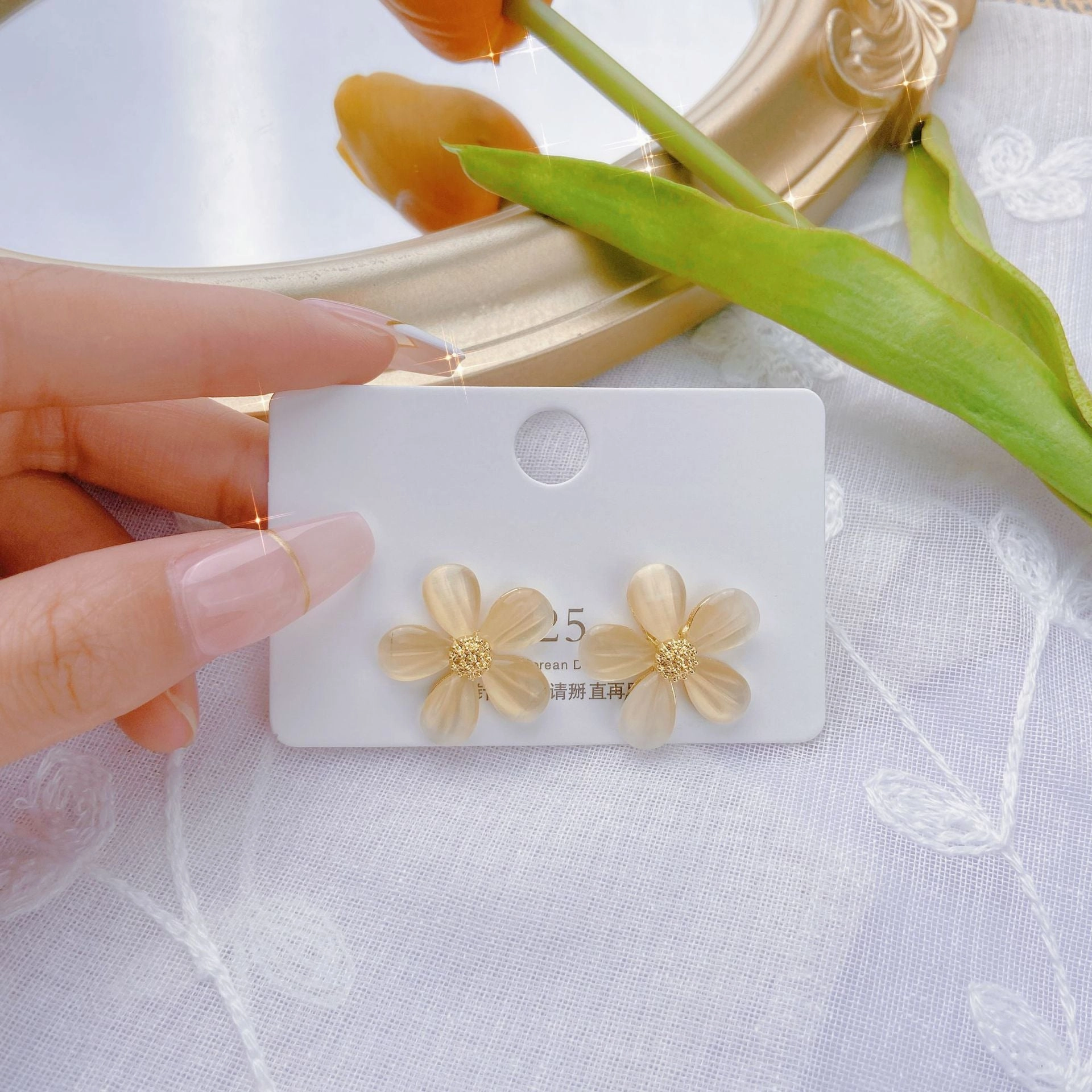 Wholesale Flower Opal Alloy Earrings