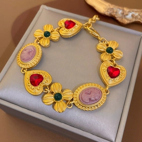 Wholesale Flower Portrait Diamond Heart Alloy Bracelet