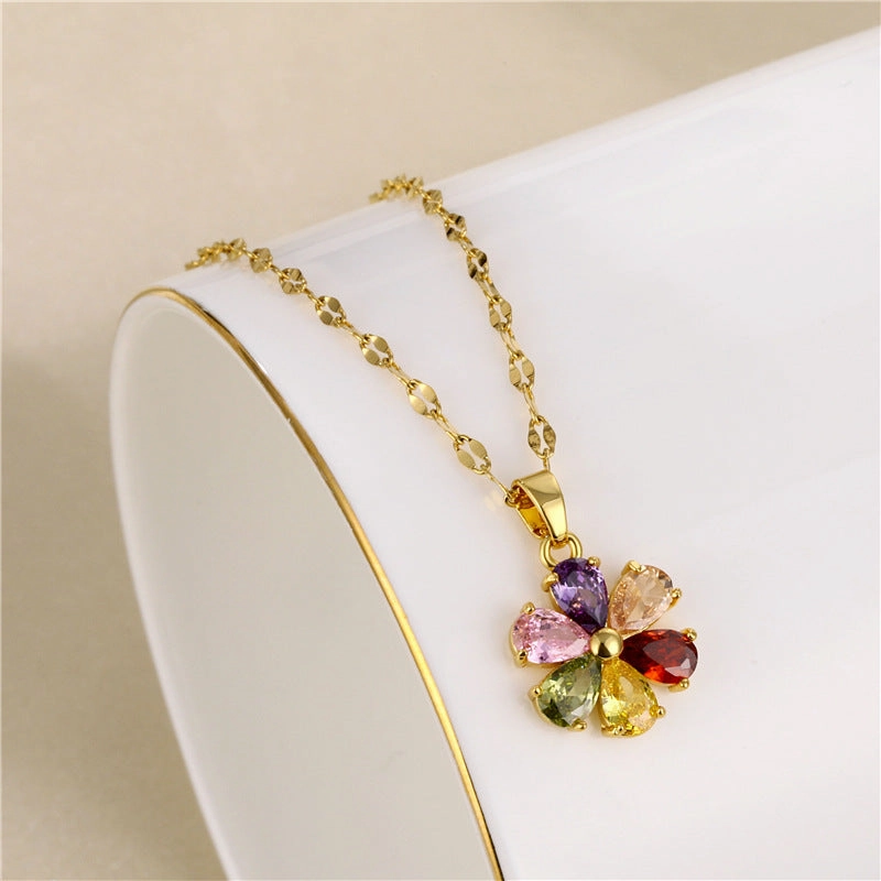 Wholesale flower titanium steel zircon necklace clavicle chain
