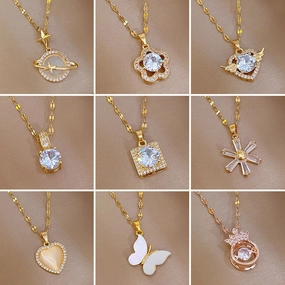 Wholesale Four Leaf Flower Titanium Steel Necklaces