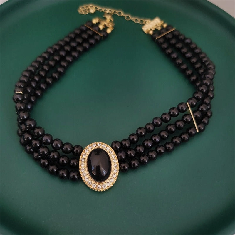 Wholesale French Elegant Vintage Choker Pearl Alloy Necklaces