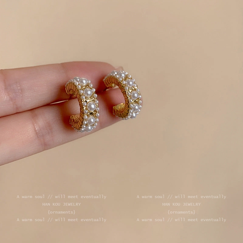 Wholesale French Style Vintage C Shape Pearl Alloy Earrings