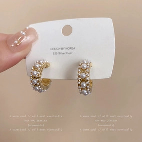 Wholesale French Style Vintage C Shape Pearl Alloy Earrings
