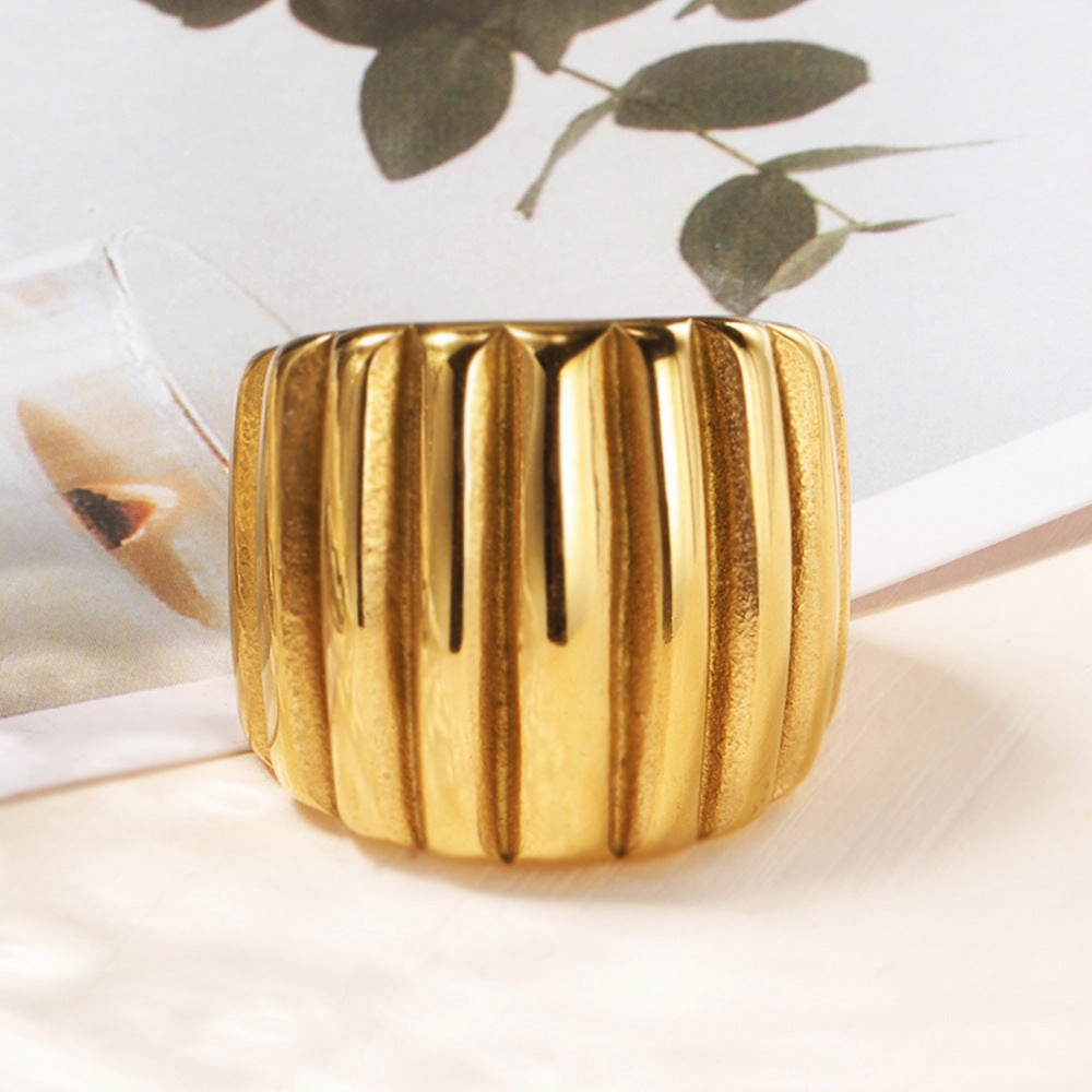 Wholesale French Titanium Steel Plated 18k Gold Geometric Thick Line Ring