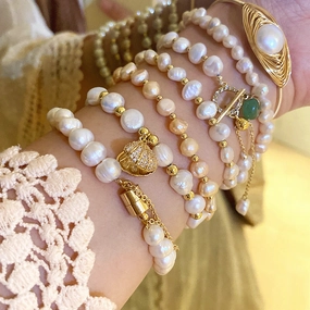 Wholesale Freshwater Pearl Round Bead Fishtail Bracelet
