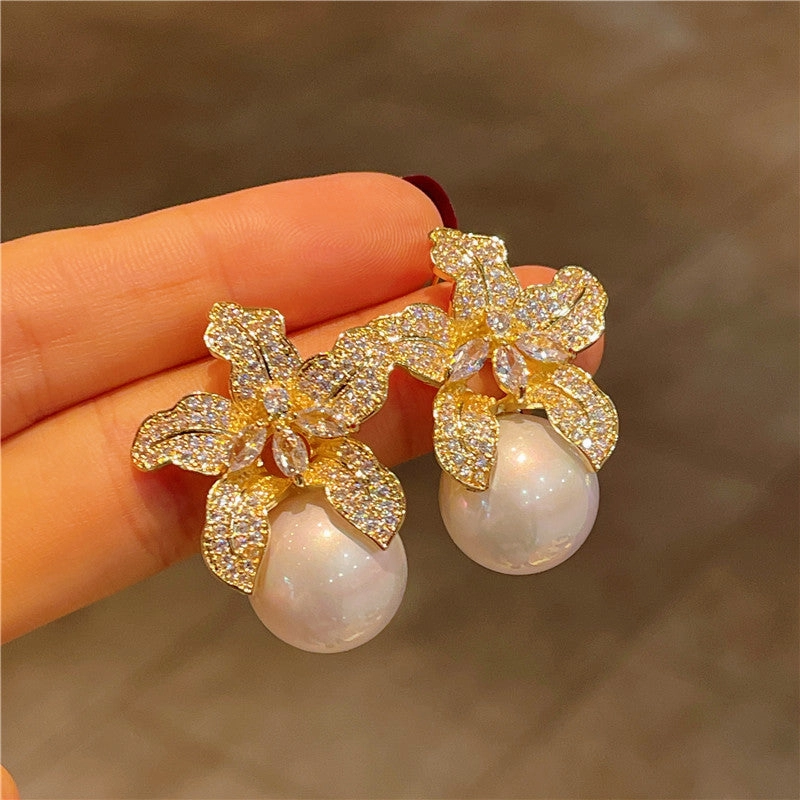 Wholesale Full Diamond Lily Pearl Earrings