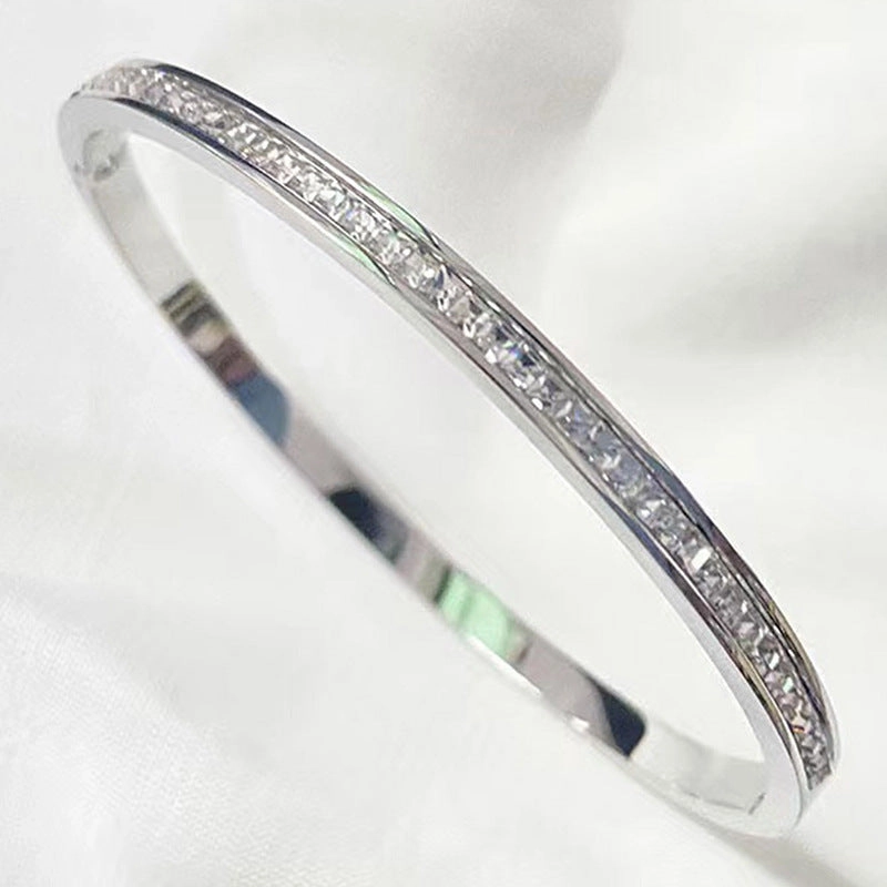 Wholesale Genuine Gold Electroplated High-end Feel Without Fading, Exquisite and Generous Stainless Steel Bracelet
