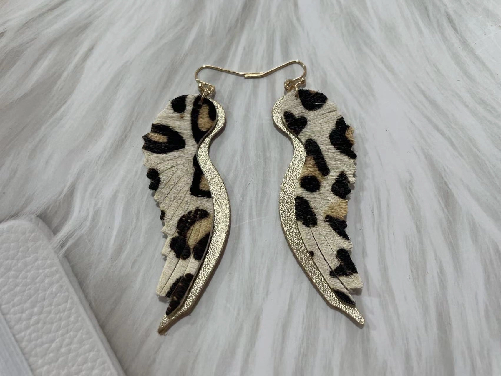 Wholesale Genuine Leather Feather Sparrow Earrings