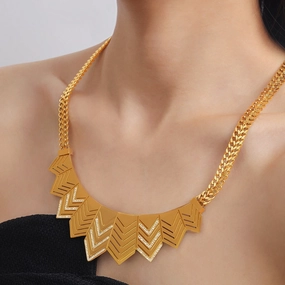Wholesale Geometric Flag Pendant Diamond Titanium Steel Gold Plated Necklace