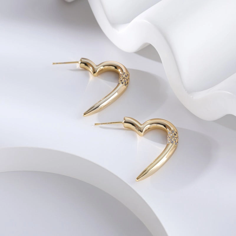 Wholesale Geometric Heart Zircon Stud Vintage Earrings