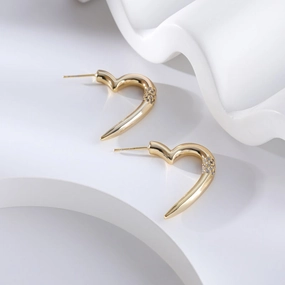 Wholesale Geometric Heart Zircon Stud Vintage Earrings