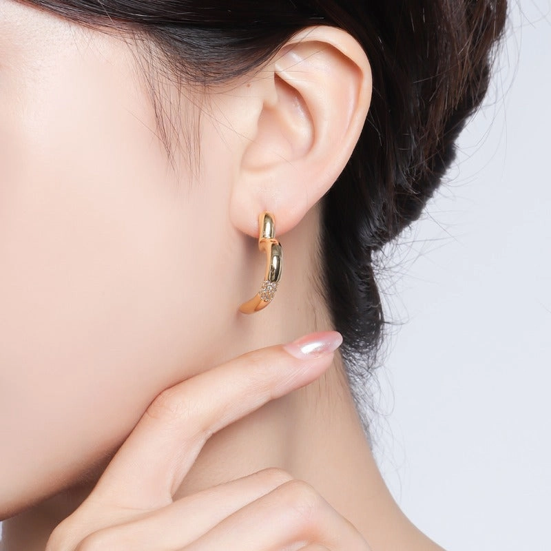 Wholesale Geometric Heart Zircon Stud Vintage Earrings