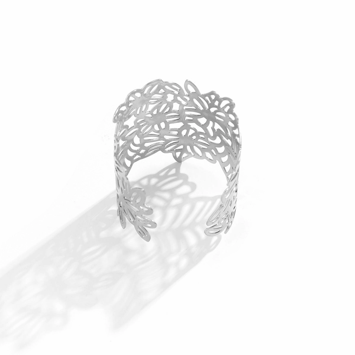 Wholesale Geometric Metal Hollow Flower Leaf Opening Bracelet