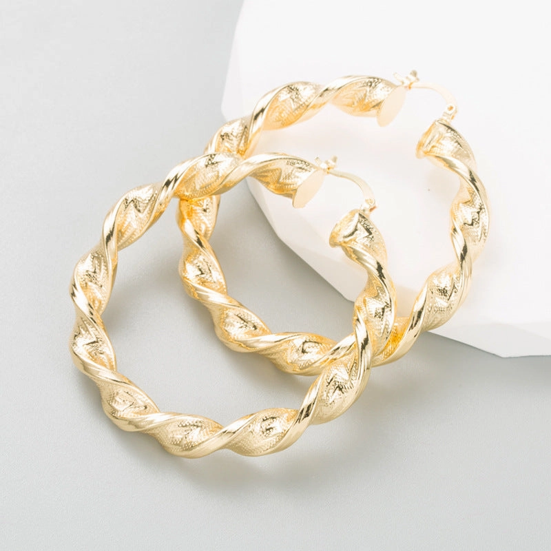 Wholesale Geometric Spiral Alloy Earrings