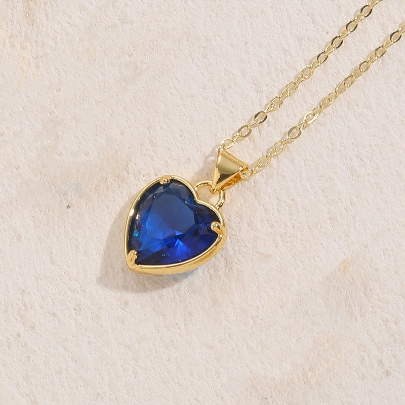 Wholesale Glass Love Classic Pendant Copper Necklace