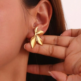 Wholesale Glossy Flower and Leaf Metal Stud Earrings