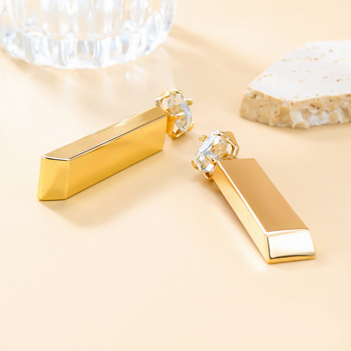 Wholesale Gold Bar Shape Cube Polished Glossy Earrings