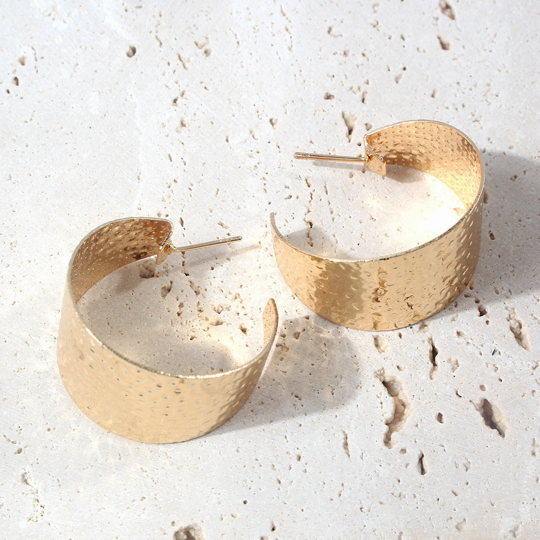 Wholesale Gold Big Half Round Alloy Earrings
