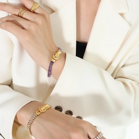 Wholesale gold-plated zircon double-sided iron buckle design titanium steel four-corner buckle bracelet