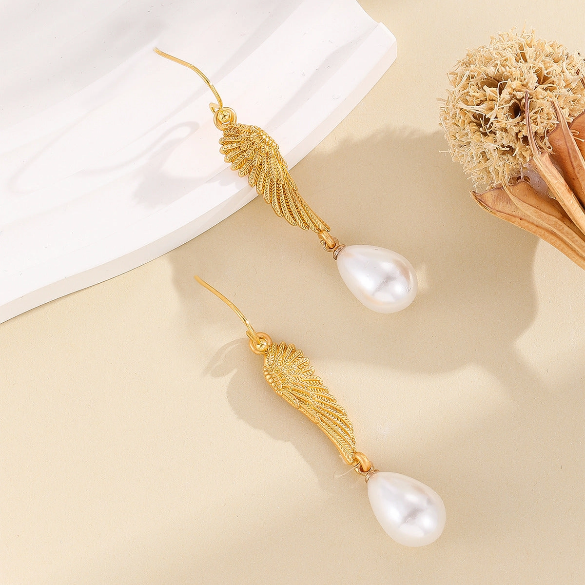Wholesale Gold Wing Alloy Earrings