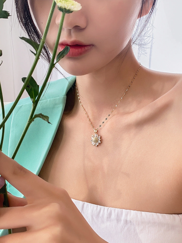 Wholesale Gold Zircon Sunflower Pendant Titanium Steel Necklaces