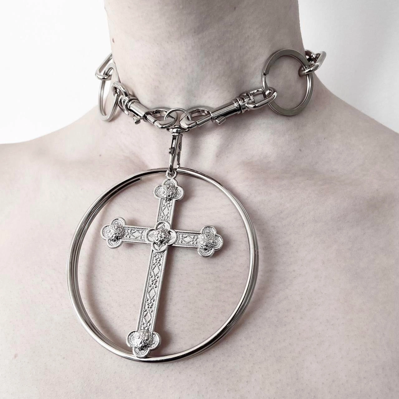 Wholesale Gothic Cross Circle Alloy Pendant