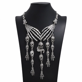 Wholesale Gothic Halloween Exaggerated Ghost Hand Multi-layer Skull Head Alloy Necklace