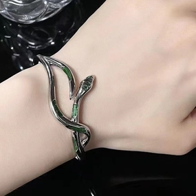Wholesale Green Drop Oil Snake Adjustable Alloy Bracelet