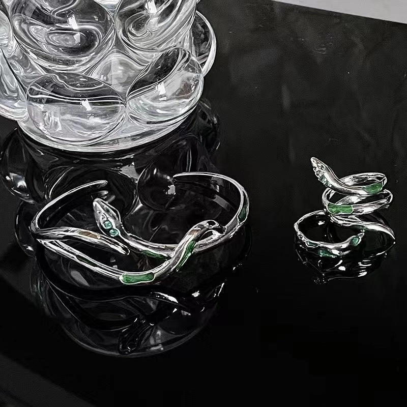Wholesale Green Drop Oil Snake Adjustable Alloy Bracelet