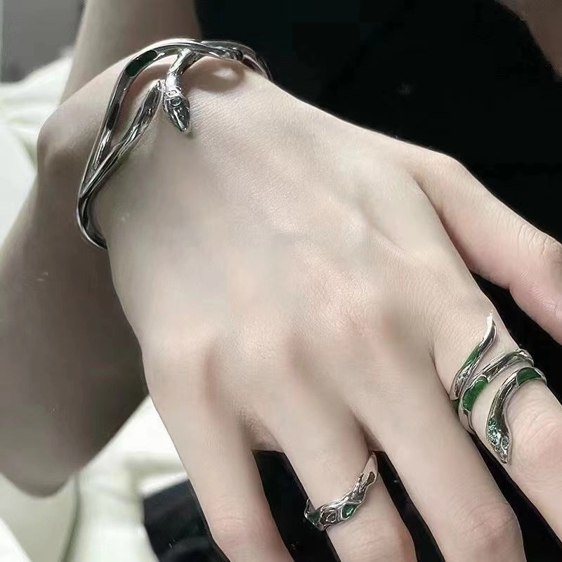 Wholesale Green Drop Oil Snake Adjustable Alloy Bracelet