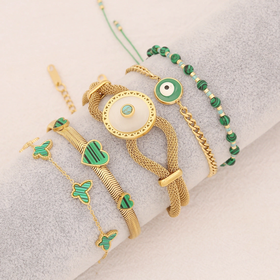 Wholesale Green Love Heart Stainless Steel Bracelet